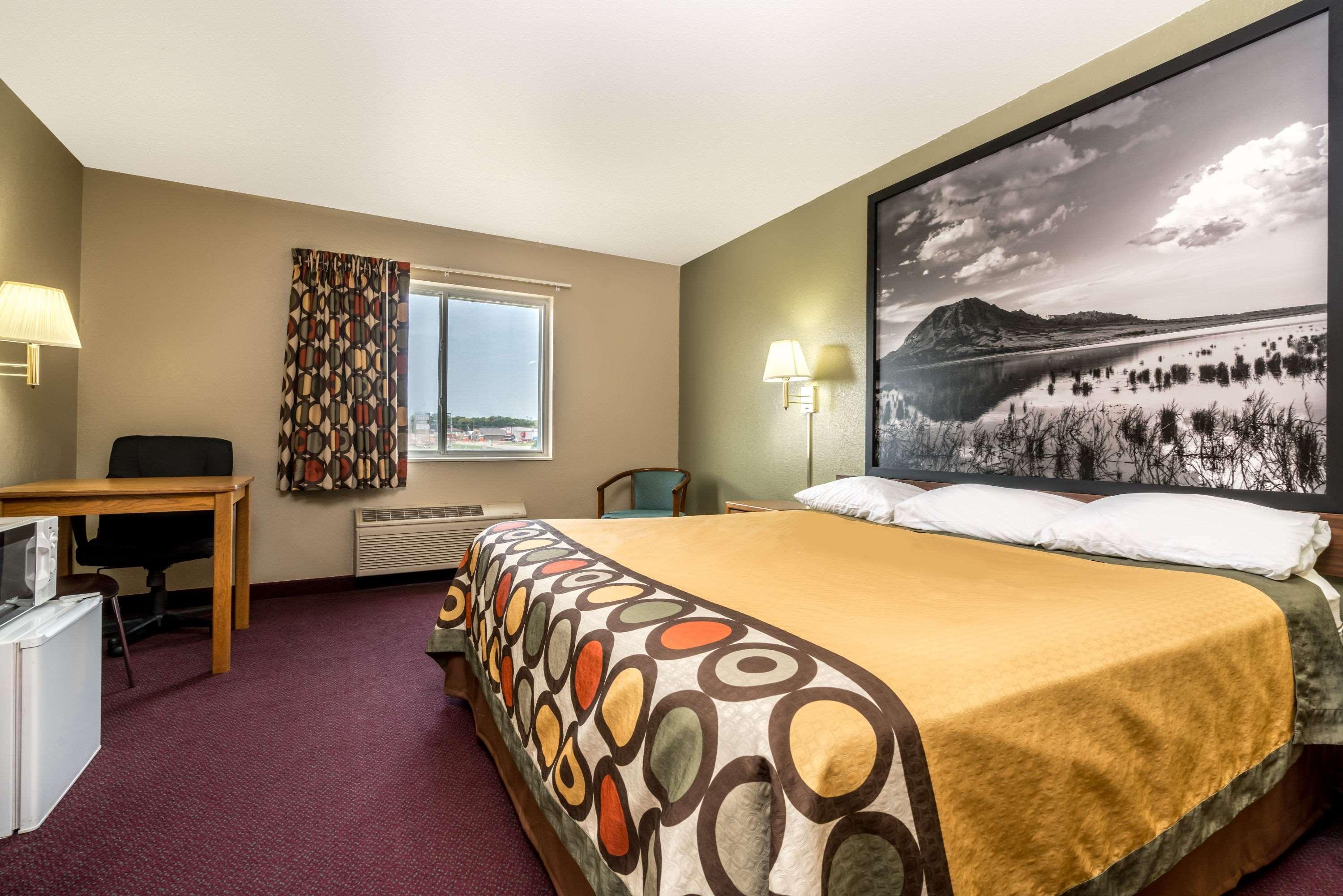 ซูเปอร์ 8 บาย วินด์แฮม เบียร์สฟอร์ด Hotel Beresford ภายนอก รูปภาพ