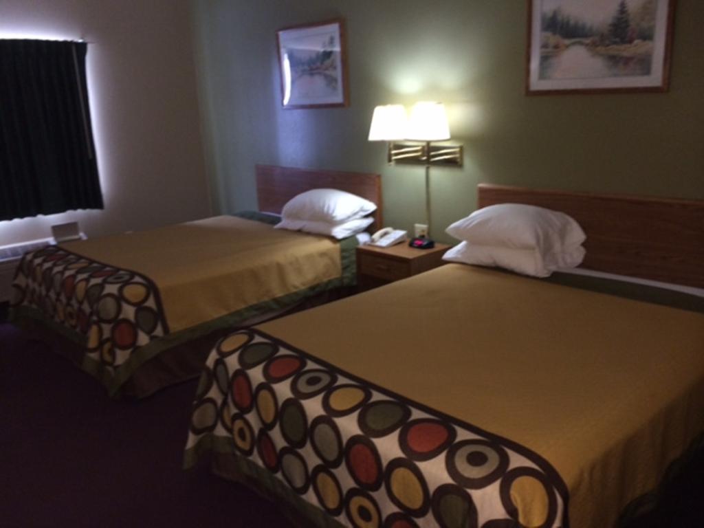 ซูเปอร์ 8 บาย วินด์แฮม เบียร์สฟอร์ด Hotel Beresford ห้อง รูปภาพ