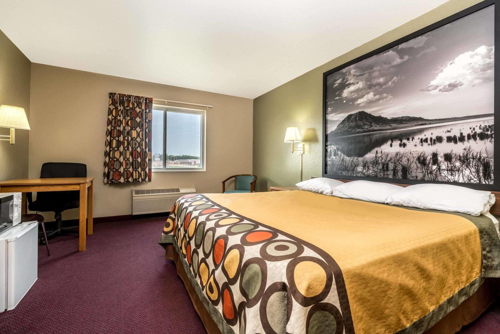 ซูเปอร์ 8 บาย วินด์แฮม เบียร์สฟอร์ด Hotel Beresford ภายนอก รูปภาพ
